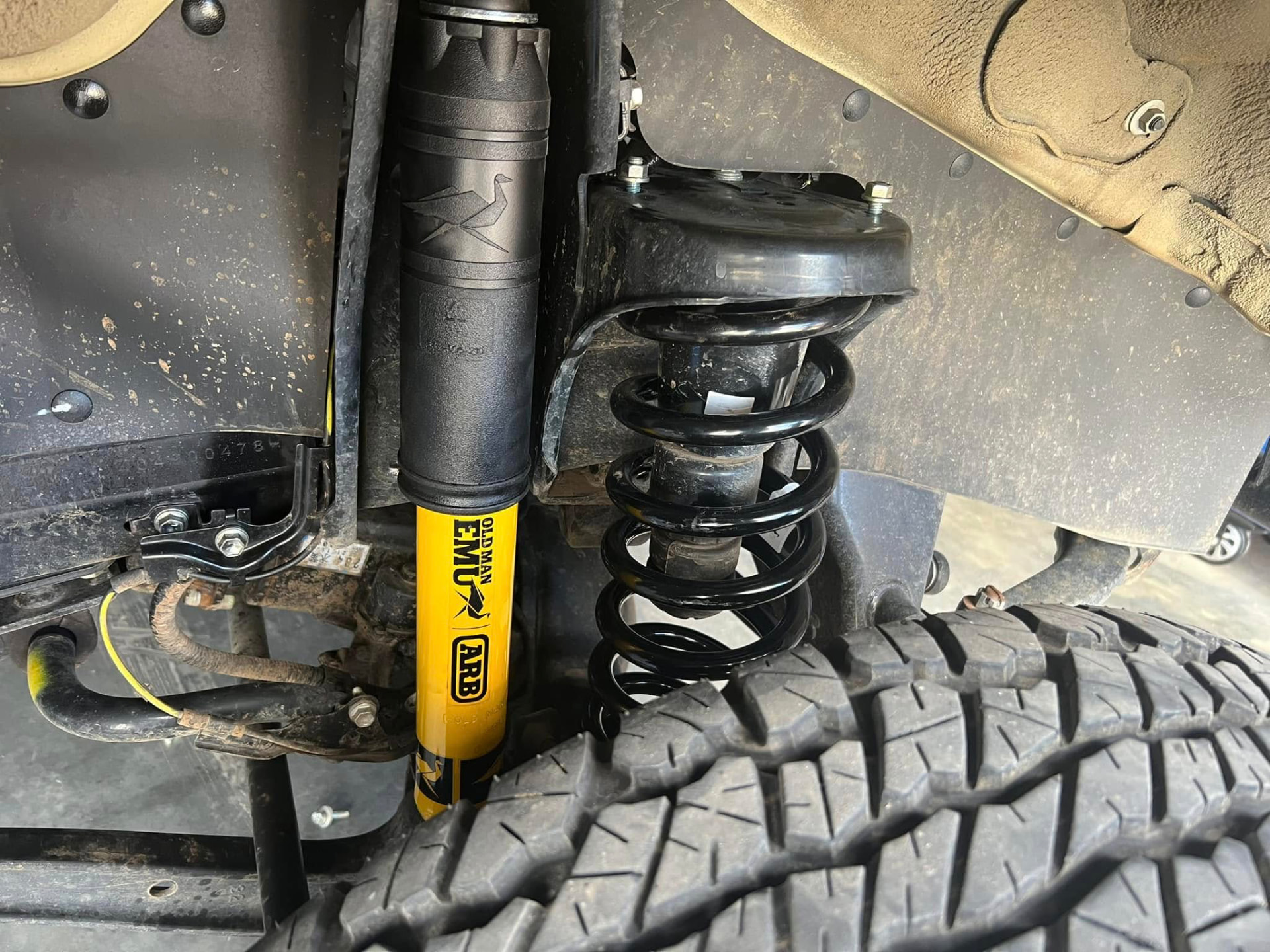 Suspension (Performance & Off-Road)